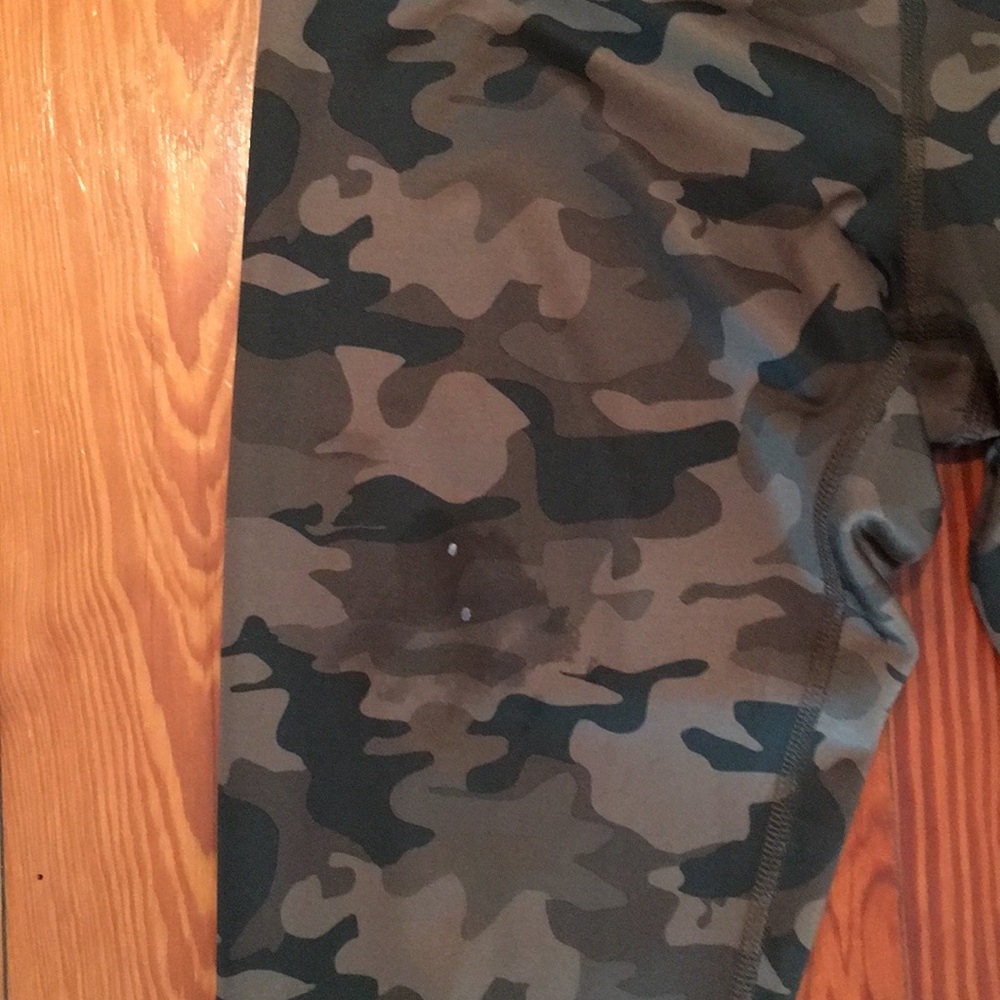 Camo Leggings - Picture 3 of 4